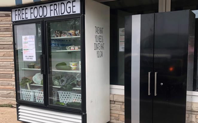 Ontario Church Opens Community Fridge