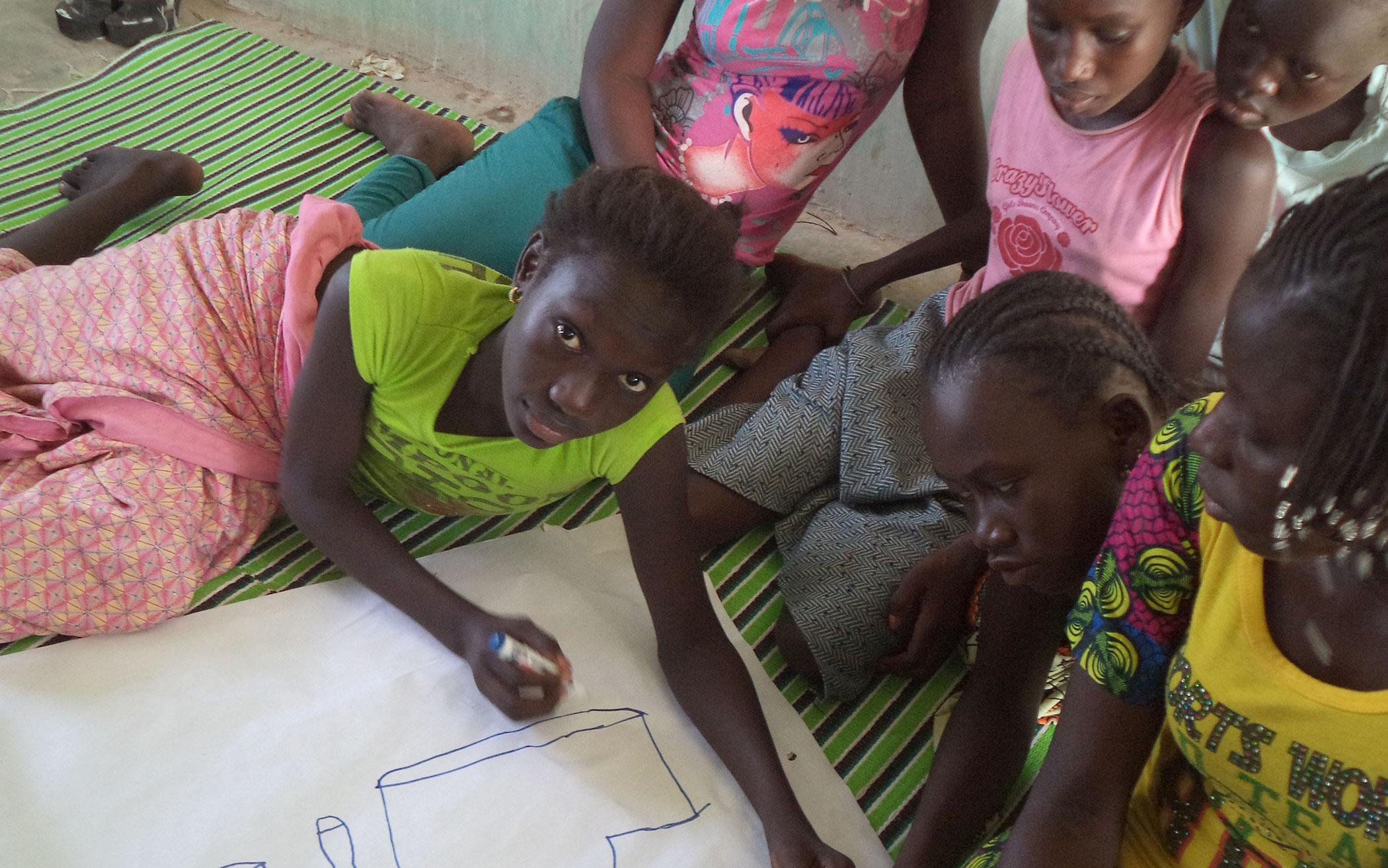 Peer groups in Senegal help to educate vulnerable young people about the risks of early marriage, sexual abuse, sexually transmitted diseases, and human trafficking.