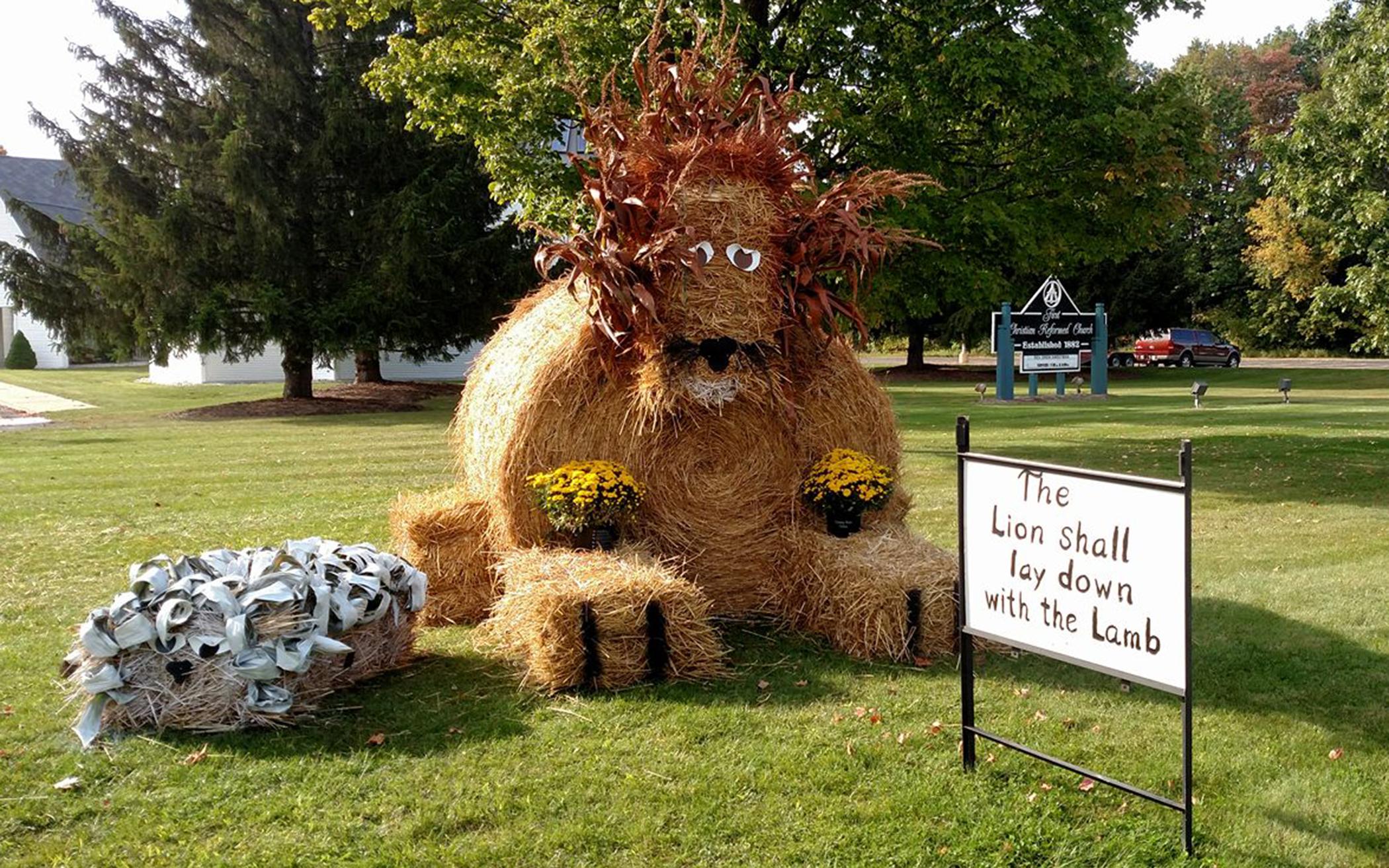 Michigan Church Pitches In with Hay Art for Town’s Harvest Days 