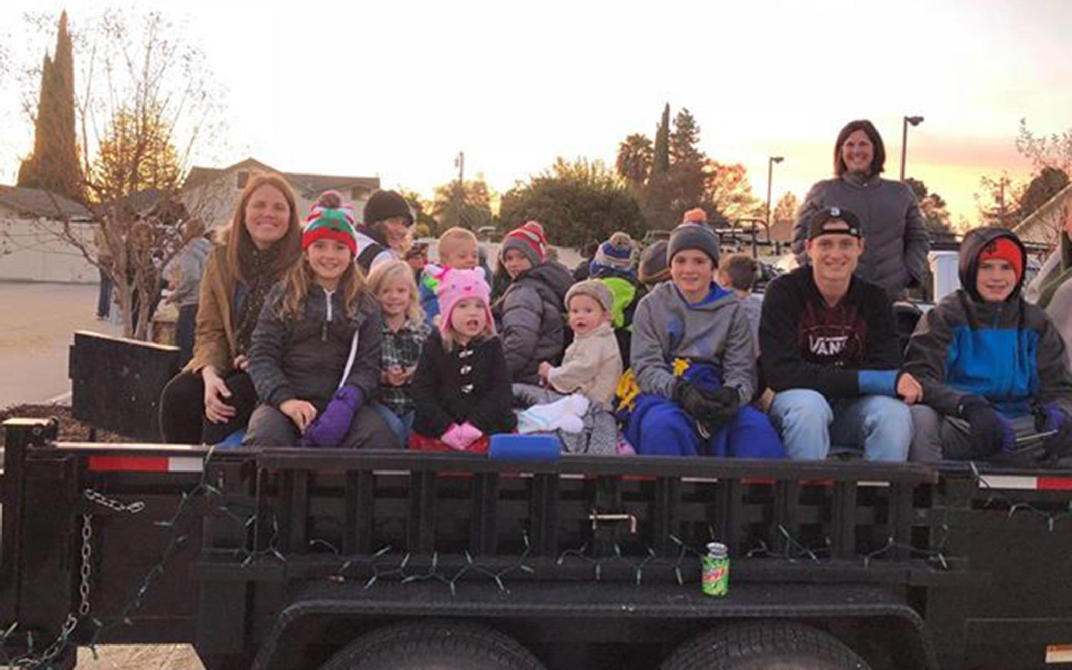 Caroling Hayride Brings Cheer to California Community