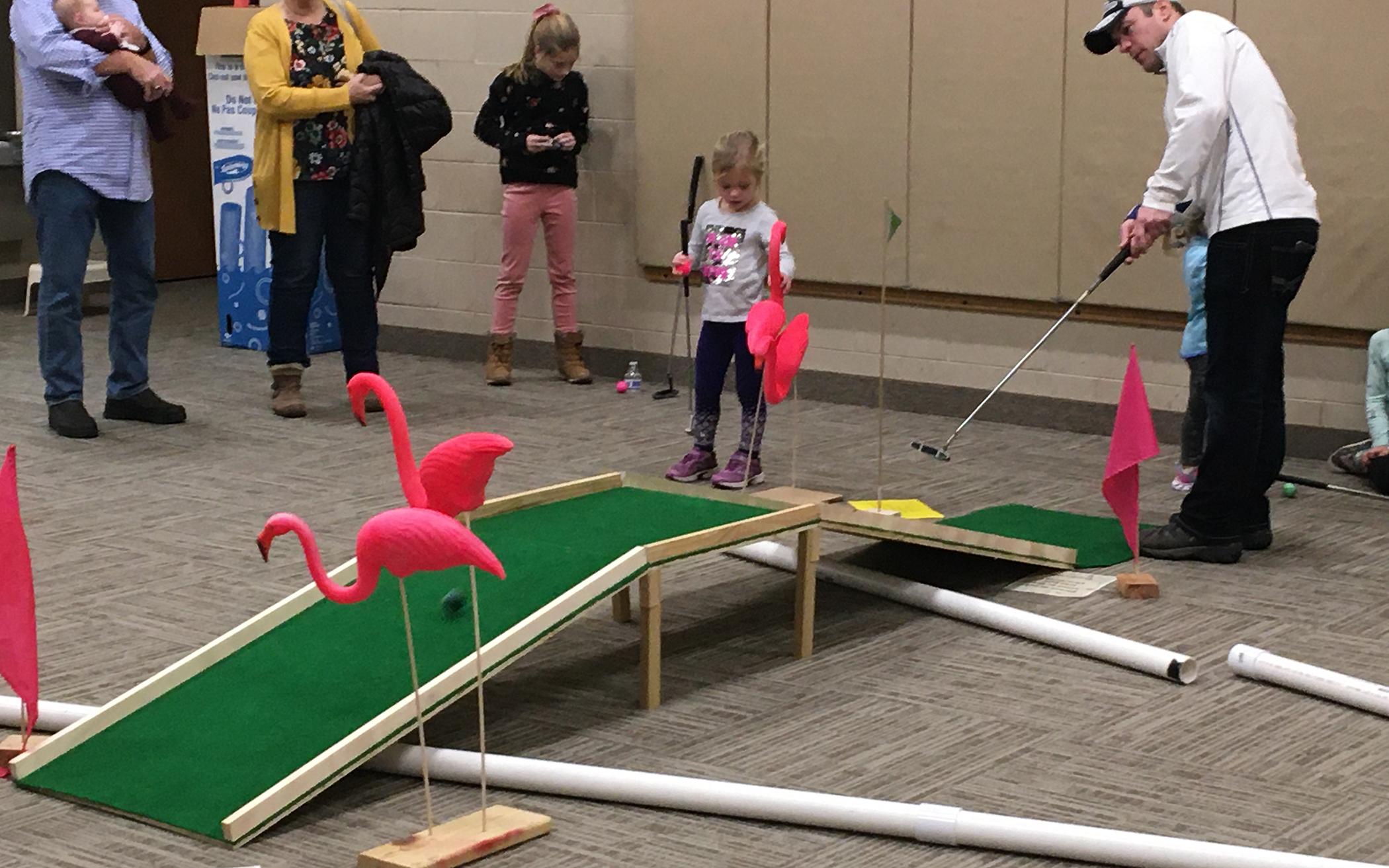 Michigan Church Converts Building Into Miniature Golf Course for Winter Fun Outreach Event