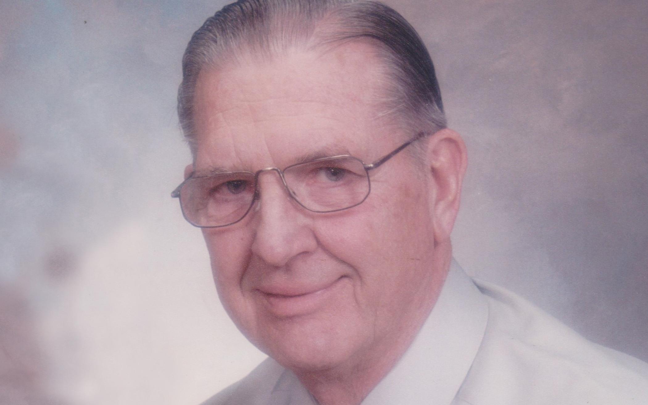In Memoriam: Rev. Earl C. Marlink