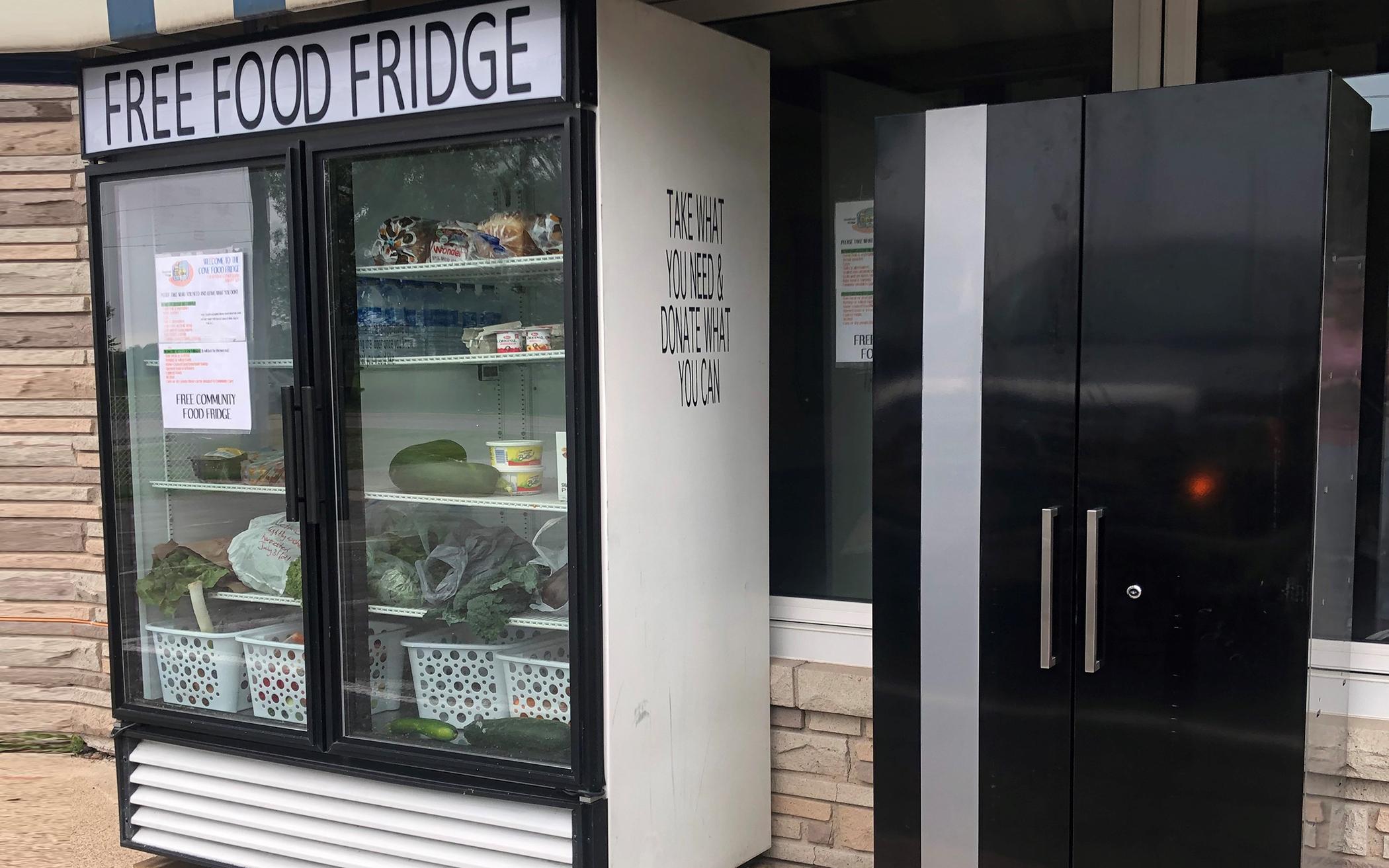 Ontario Church Opens Community Fridge